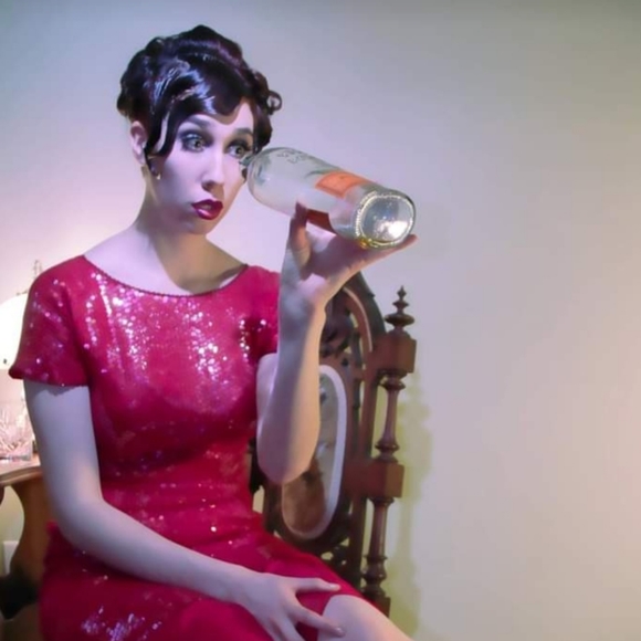 Meet your Posher, Kay - Picture 4 of 8